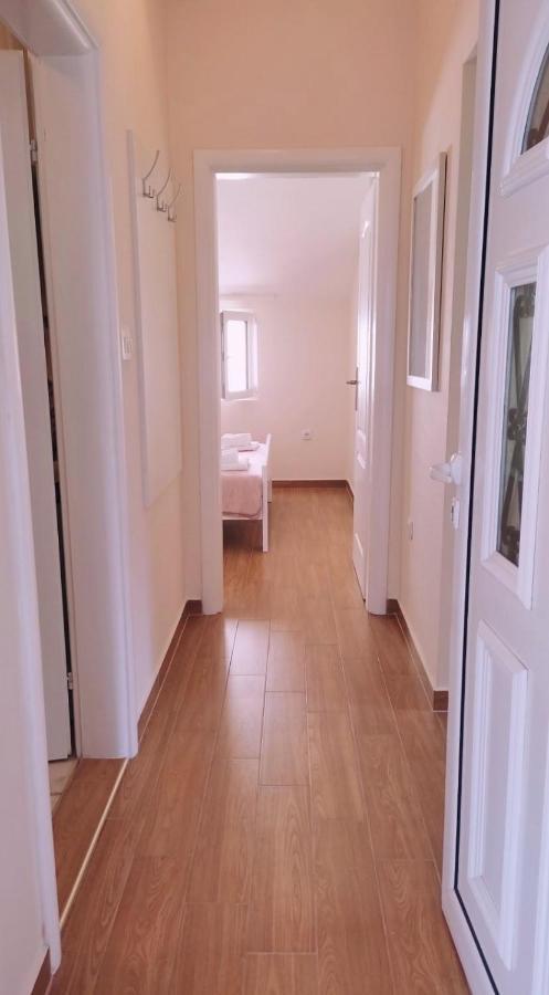 Veron Apartments Kotor Zimmer foto