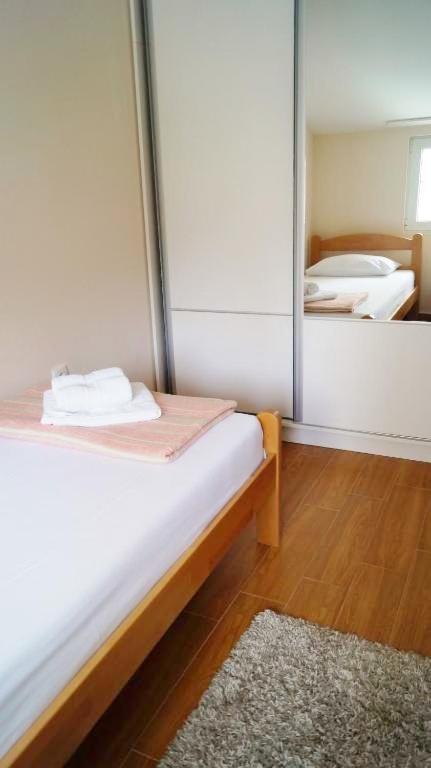 Veron Apartments Kotor Zimmer foto